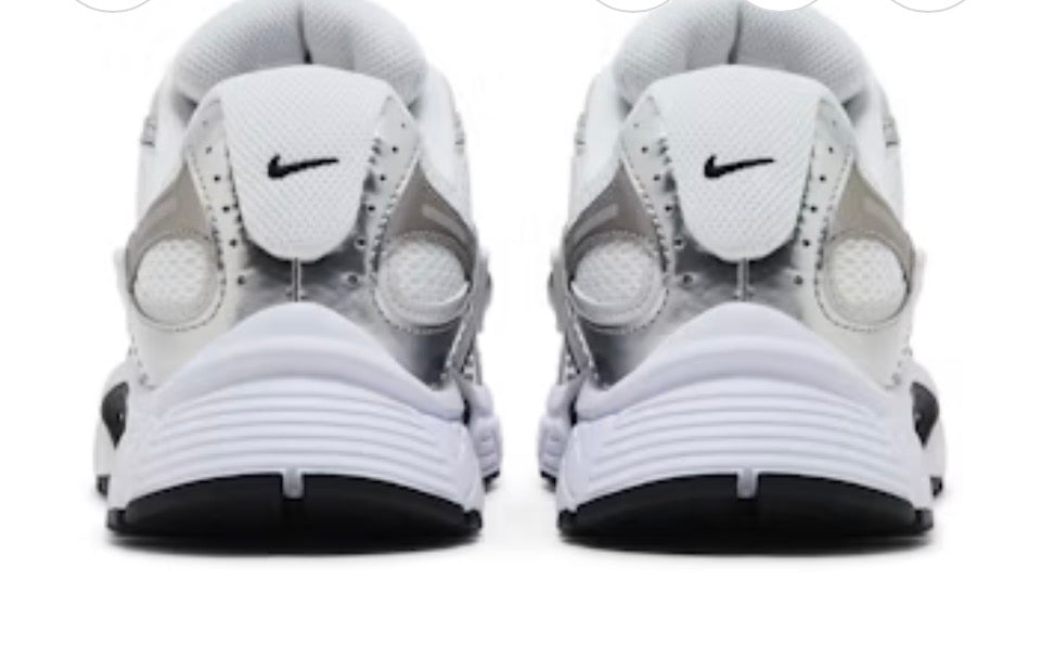 Nike V5 RNR ‘Metallic Silver’