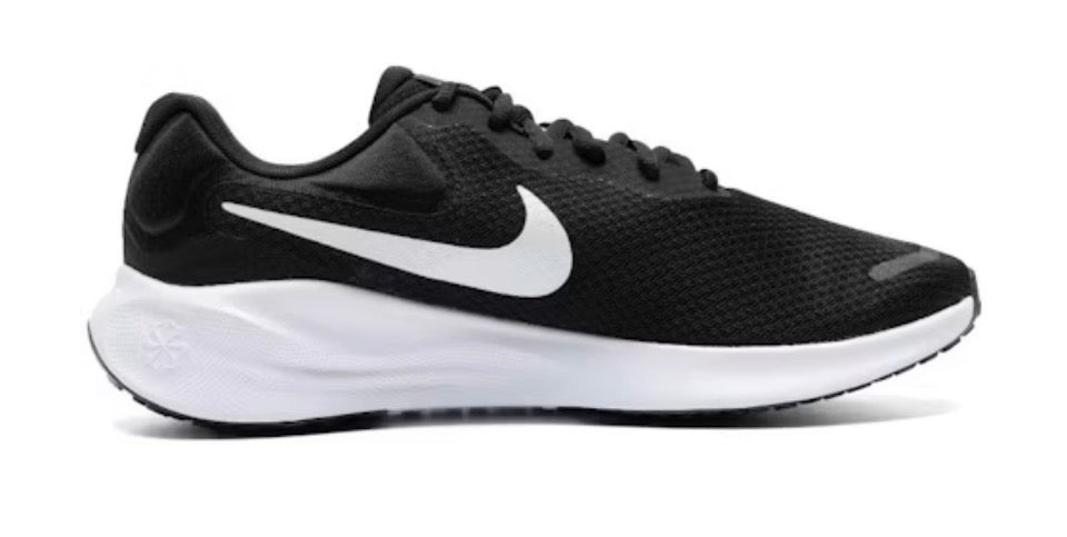 Nike Revolution 7 ‘Black White’