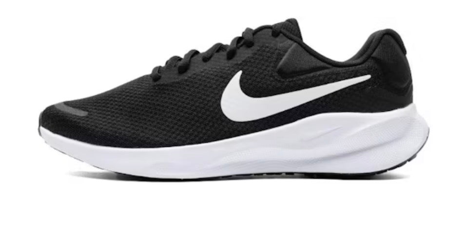 Nike Revolution 7 ‘Black White’