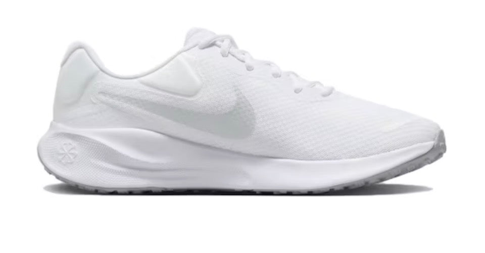 Nike Revolution 7 ‘Triple White’