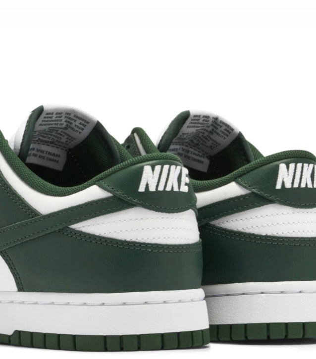 Nike Dunk Low ‘Forest Green’
